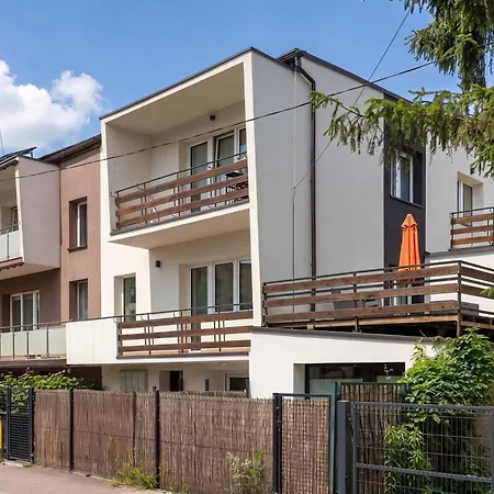 Διαμέρισμα Stylish With A Balcony And A Workspace By Renters Krasków